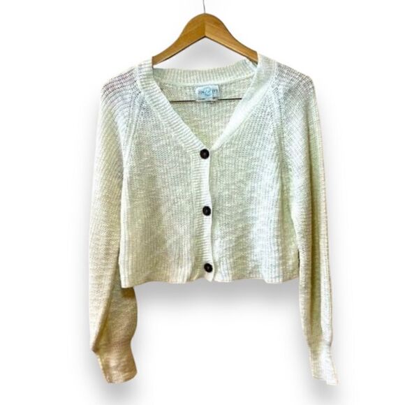 Jun & Ivy Soft Cropped Cardigan Sz S-M Cream Coastal Grandma - Picture 1 of 8
